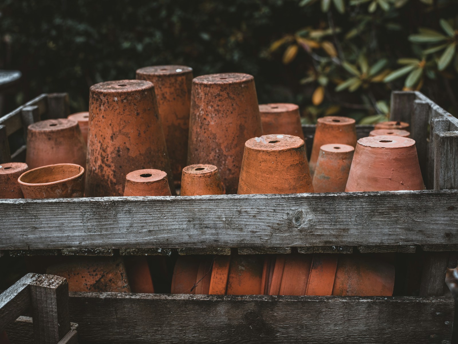 Bulk stacked terracotta products